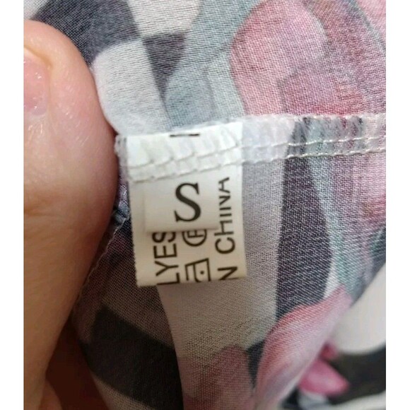 MINIS WOMANS SMALL SHEER FLORAL PINK BLACK ART BATHING SUIT COVER UP SHAWL BEACH - Picture 6 of 11